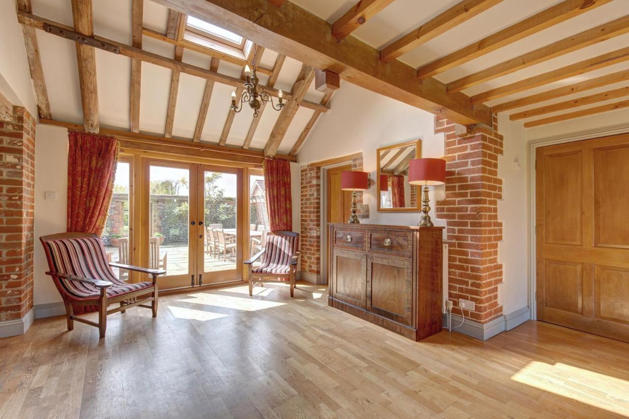Williams Barn Villa West Beckham Екстериор снимка